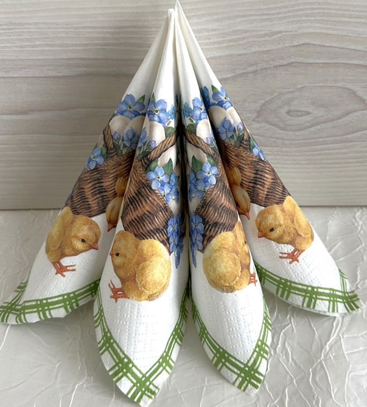 Lunsj serviett, PåskeKyllinger med eggkurv, fra Paw Decor Collec